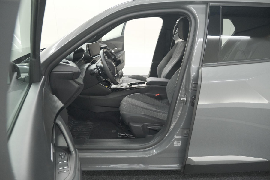 Peugeot 2008 PureTech 130 EAT8 Allure | 360 Camera | Adaptieve Cruise Control | Navigatie