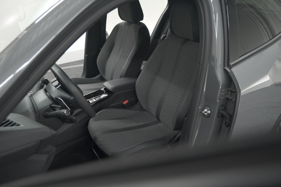 Peugeot 2008 PureTech 130 EAT8 Allure | 360 Camera | Adaptieve Cruise Control | Navigatie
