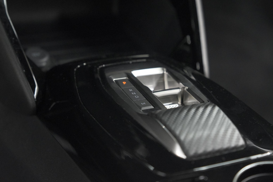 Peugeot 2008 PureTech 130 EAT8 Allure | 360 Camera | Adaptieve Cruise Control | Navigatie