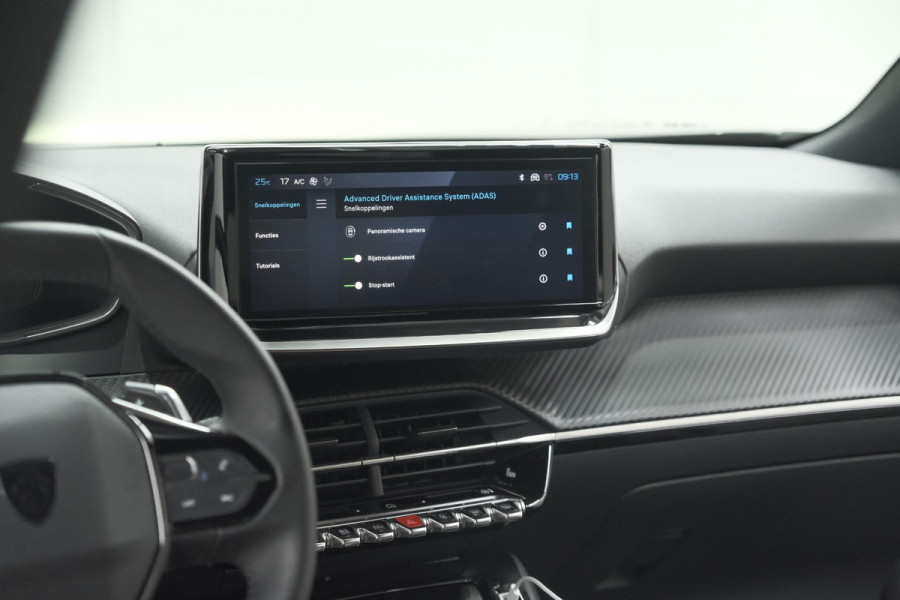 Peugeot 2008 PureTech 130 EAT8 Allure | 360 Camera | Adaptieve Cruise Control | Navigatie