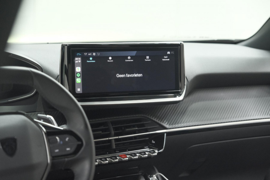 Peugeot 2008 PureTech 130 EAT8 Allure | 360 Camera | Adaptieve Cruise Control | Navigatie