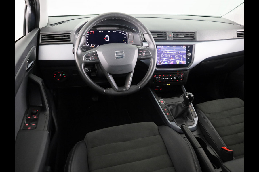 Seat Arona 1.0 TSI Style Business Intense Plus 95 pk | Navigatie | Parkeersensoren | Achteruitrijcamera | Adaptieve cruise control | Stoelverwarming |