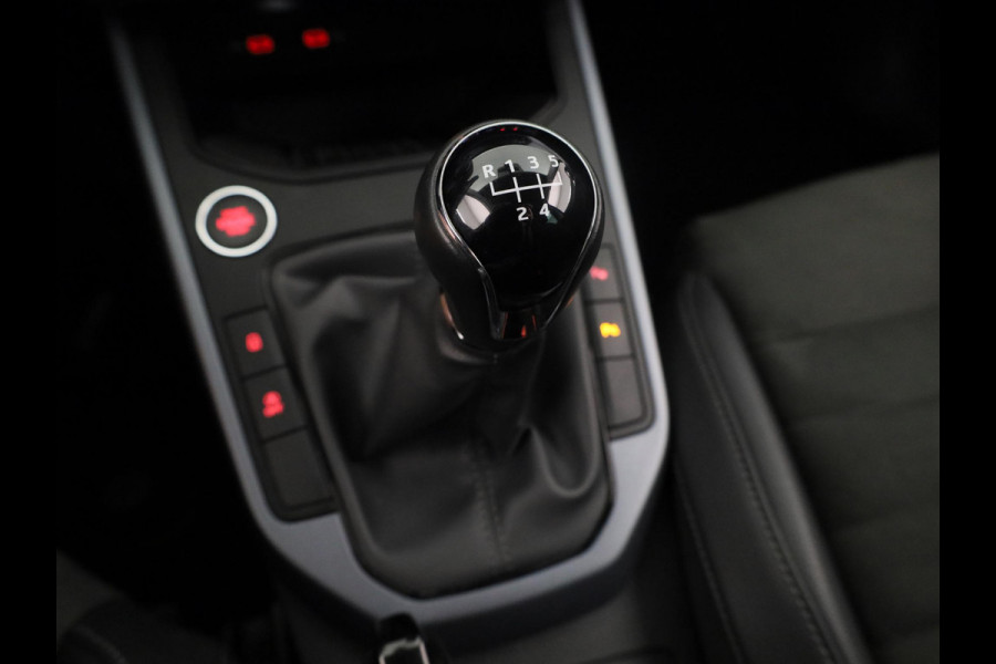 Seat Arona 1.0 TSI Style Business Intense Plus 95 pk | Navigatie | Parkeersensoren | Achteruitrijcamera | Adaptieve cruise control | Stoelverwarming |