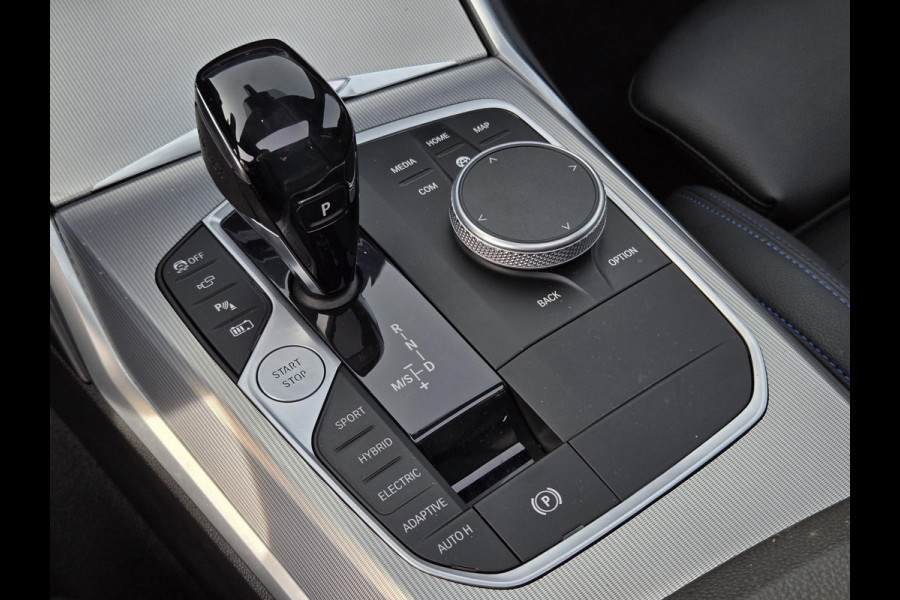 BMW 3 Serie Touring 330e xDrive M SPORT | PANORAMA | LASER | DRIVING ASS. PROF | HARMAN KARDON |