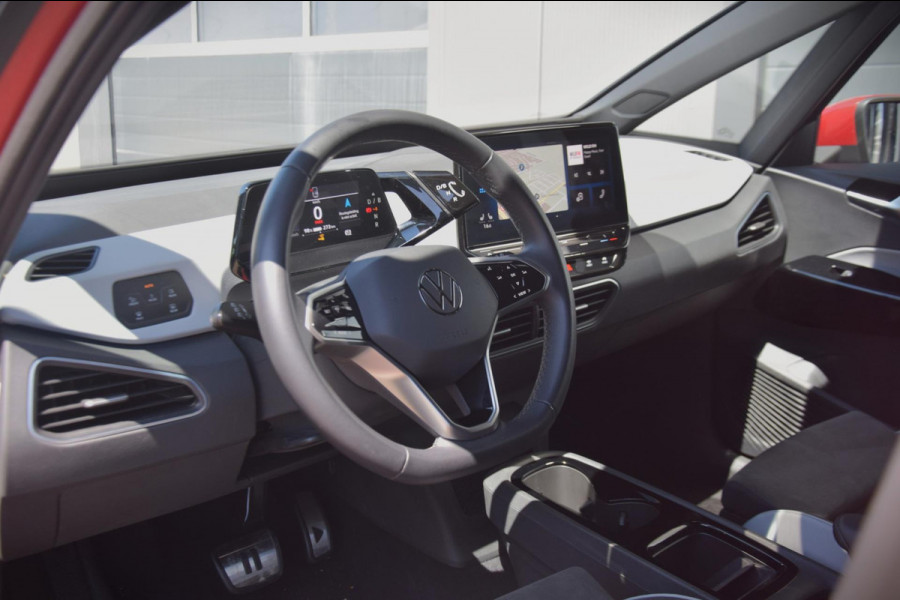 Volkswagen ID.3 Pure 45 kWh SCHAALSTOELEN/IQ LED KOPLAMPEN/CAMERA/KEYLESS