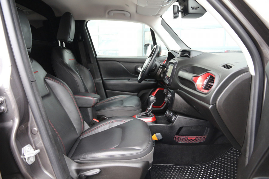 Jeep Renegade 2.0D 170PK | Aut. | 4WD\4X4 | Grijs kenteken | Trailhawk | 83.000km..