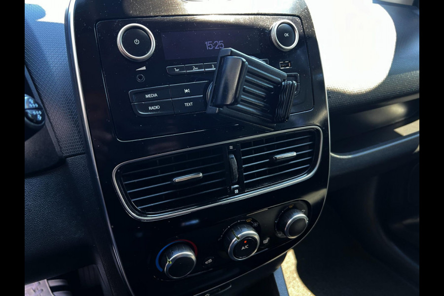 Renault Clio Estate 0.9 TCe Life Trekh_Carplay_Clima_Cruise