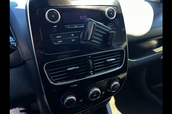Renault Clio Estate 0.9 TCe Life Trekh_Carplay_Clima_Cruise