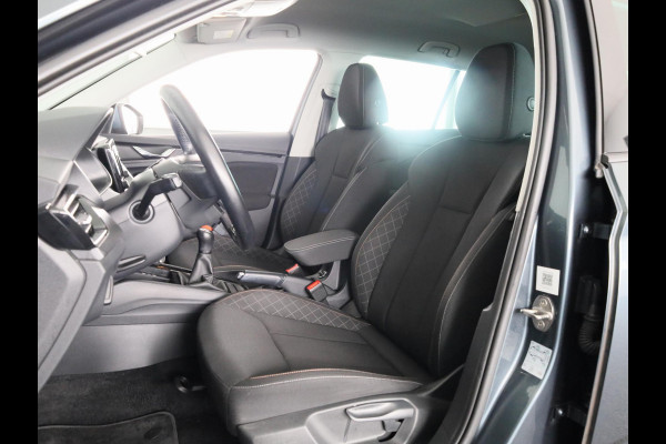 Škoda Kamiq 1.0 TSI Ambition 110 pk | Navigatie via App | Parkeersensoren achter | Cruise control | LED koplampen | Apple Carplay/Android Auto |