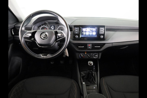 Škoda Kamiq 1.0 TSI Ambition 110 pk | Navigatie via App | Parkeersensoren achter | Cruise control | LED koplampen | Apple Carplay/Android Auto |