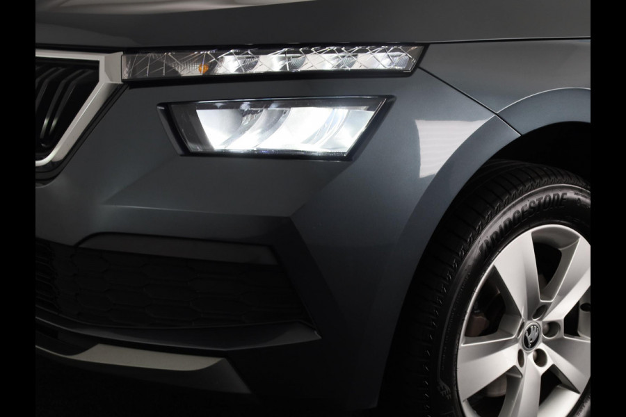 Škoda Kamiq 1.0 TSI Ambition 110 pk | Navigatie via App | Parkeersensoren achter | Cruise control | LED koplampen | Apple Carplay/Android Auto |
