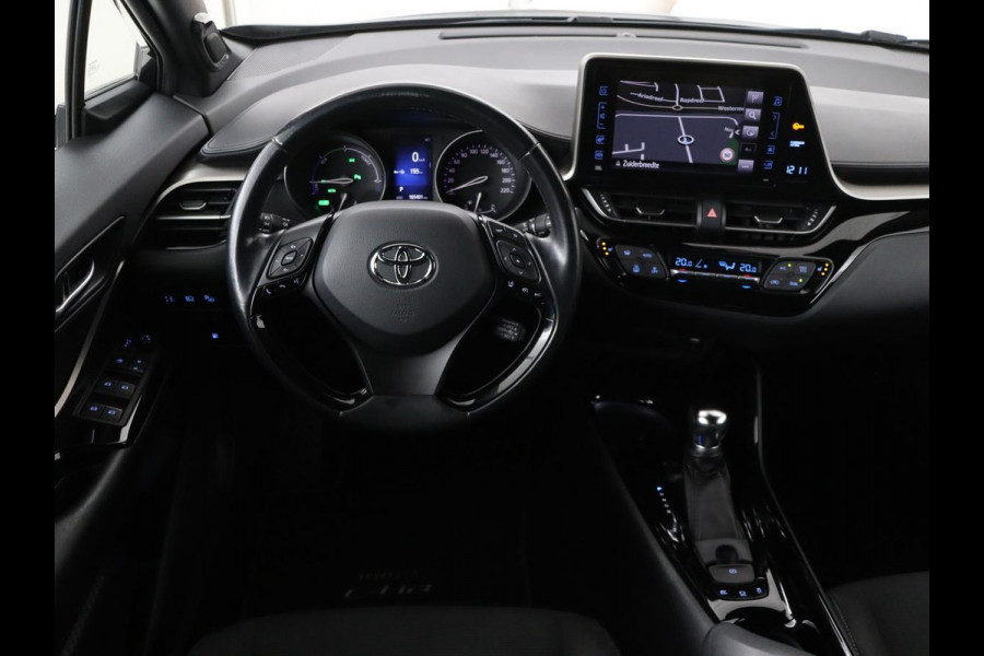 Toyota C-HR 1.8 Hybrid Style | Stoelverwarming | Navigatie | Adaptive cruise | Camera | Trekhaak | JBL audio | Dodehoek detectie | Keyless
