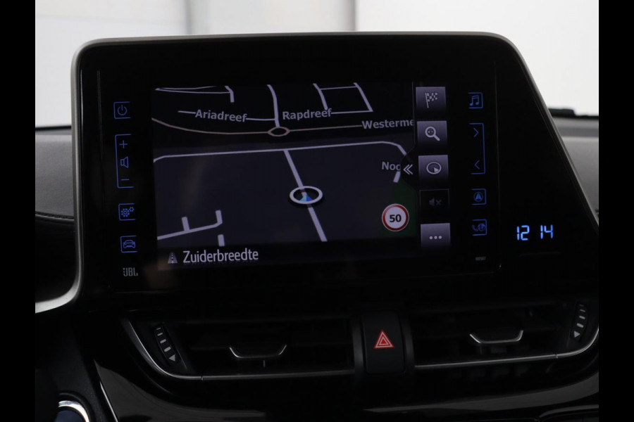 Toyota C-HR 1.8 Hybrid Style | Stoelverwarming | Navigatie | Adaptive cruise | Camera | Trekhaak | JBL audio | Dodehoek detectie | Keyless