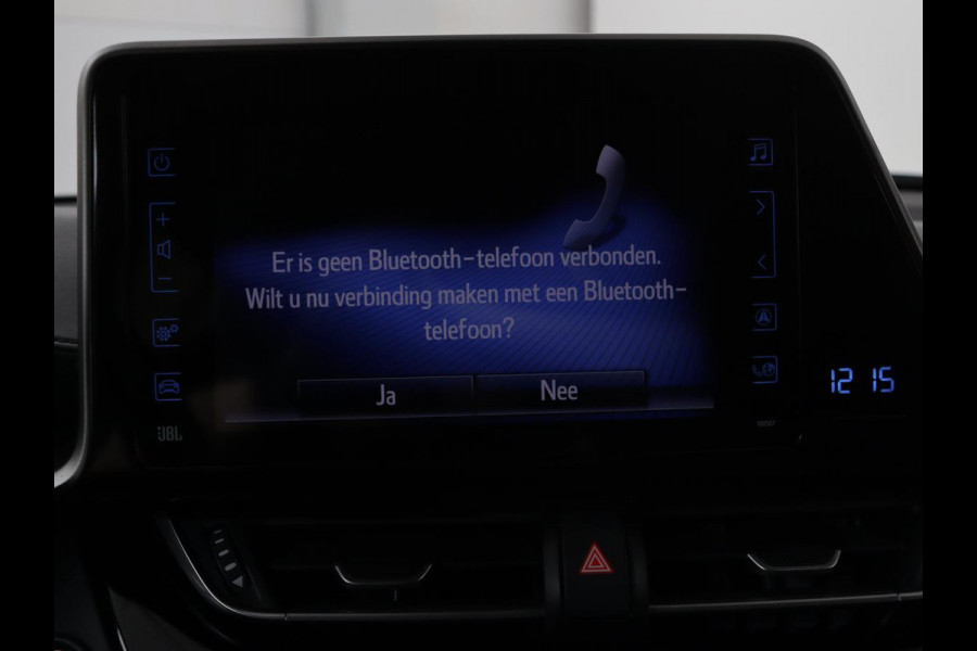 Toyota C-HR 1.8 Hybrid Style | Stoelverwarming | Navigatie | Adaptive cruise | Camera | Trekhaak | JBL audio | Dodehoek detectie | Keyless