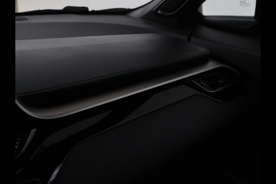 Toyota C-HR 1.8 Hybrid Style | Stoelverwarming | Navigatie | Adaptive cruise | Camera | Trekhaak | JBL audio | Dodehoek detectie | Keyless