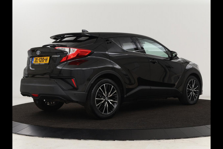 Toyota C-HR 1.8 Hybrid Style | Stoelverwarming | Navigatie | Adaptive cruise | Camera | Trekhaak | JBL audio | Dodehoek detectie | Keyless