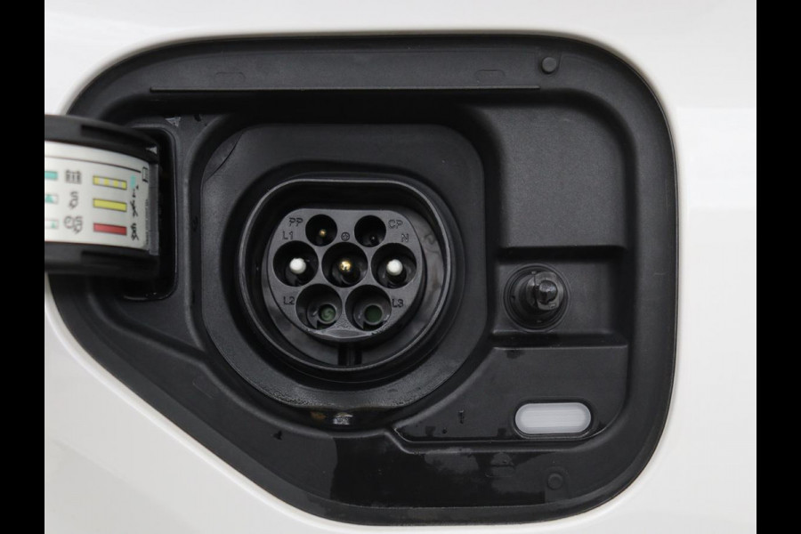 CUPRA Leon 1.4 e-Hybrid | Camera | Adaptive cruise | Stuurverwarming | Navigatie | Sfeerverlichting | Keyless | Full LED | PHEV