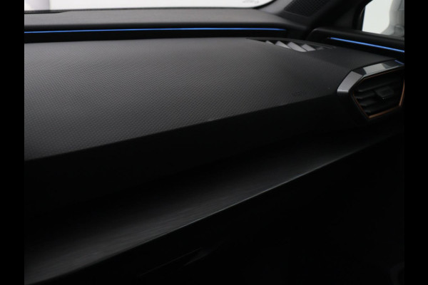 CUPRA Leon 1.4 e-Hybrid | Camera | Adaptive cruise | Stuurverwarming | Navigatie | Sfeerverlichting | Keyless | Full LED | PHEV