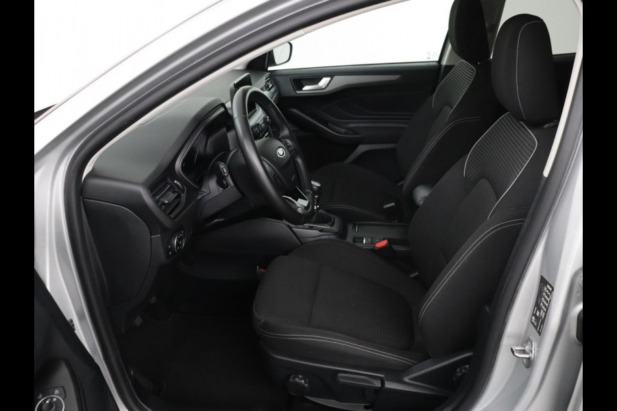 Ford Focus 1.0 EcoBoost Hybrid Titanium Style | Stoel & stuurverwarming | Camera | Full LED | Carplay | Climate control | Navigatie | Park Assist | Getint glas
