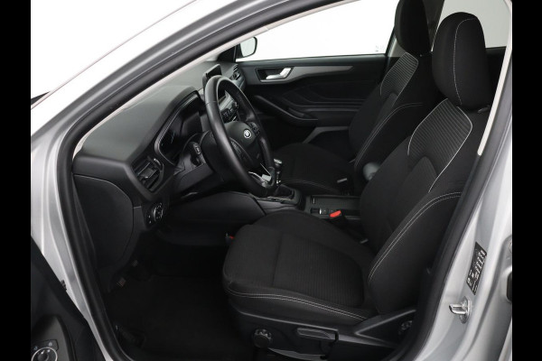 Ford Focus 1.0 EcoBoost Hybrid Titanium Style | Stoel & stuurverwarming | Camera | Full LED | Carplay | Climate control | Navigatie | Park Assist | Getint glas