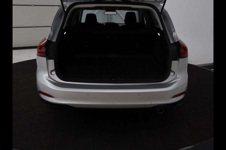 Ford Focus 1.0 EcoBoost Hybrid Titanium Style | Stoel & stuurverwarming | Camera | Full LED | Carplay | Climate control | Navigatie | Park Assist | Getint glas