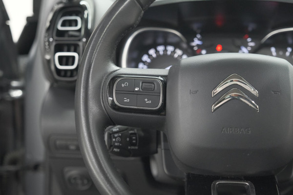 Citroën C3 Aircross PureTech 110 EAT6 Shine | Trekhaak | Panoramadak | Head-Up Display | Camera | Navigatie