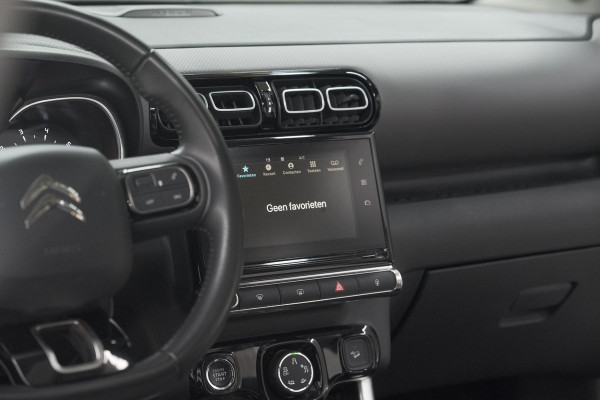 Citroën C3 Aircross PureTech 110 EAT6 Shine | Trekhaak | Panoramadak | Head-Up Display | Camera | Navigatie