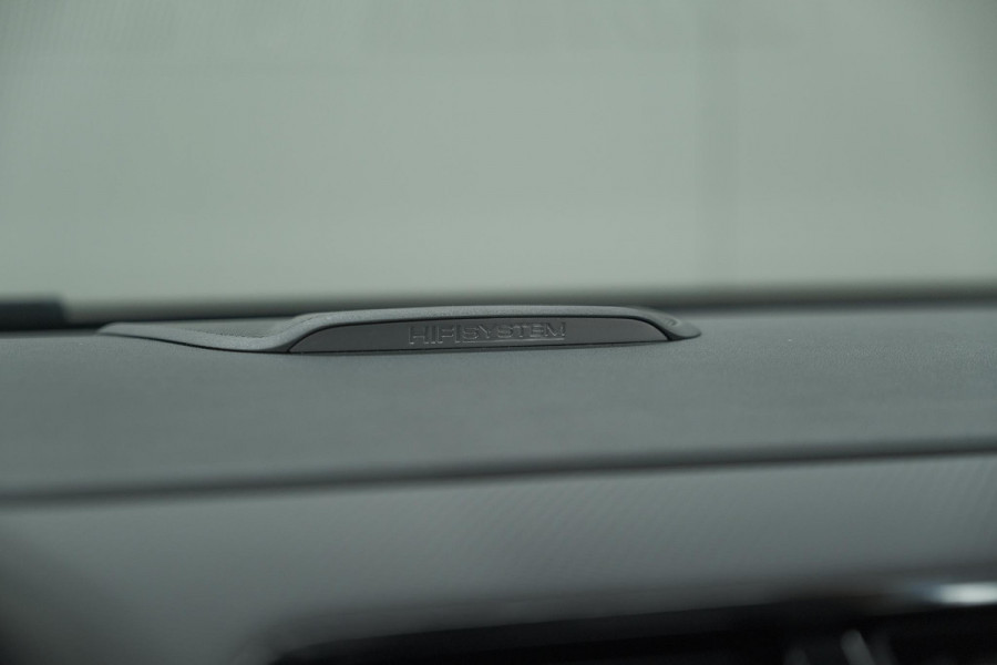 Citroën C3 Aircross PureTech 110 EAT6 Shine | Trekhaak | Panoramadak | Head-Up Display | Camera | Navigatie