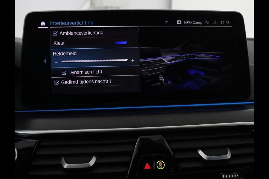 BMW 5 Serie 530e xDrive M Sport | Leder | Stoel & stuurverwarming | Sfeerverlichting | Adaptief LED | Carplay | Camera | Live cockpit | Navigatie