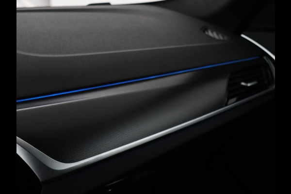 BMW 5 Serie 530e xDrive M Sport | Leder | Stoel & stuurverwarming | Sfeerverlichting | Adaptief LED | Carplay | Camera | Live cockpit | Navigatie