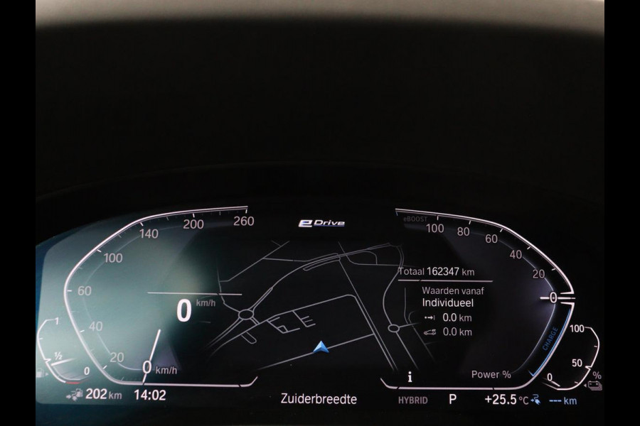 BMW 5 Serie 530e xDrive M Sport | Leder | Stoel & stuurverwarming | Sfeerverlichting | Adaptief LED | Carplay | Camera | Live cockpit | Navigatie