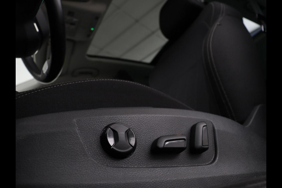 Škoda Superb 1.4 TSI iV Business Edition Plus | Panoramadak | Stoel & stuurverwarming | Adaptive cruise | Virtual Cockpit | Canton Sound | Memory | Carplay | Achterbankverwarming | Navigatie