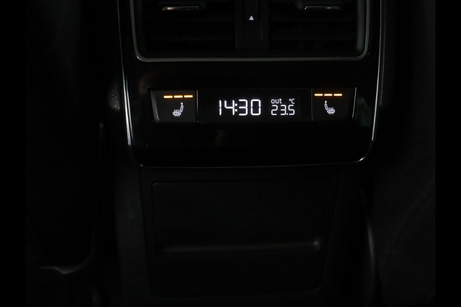 Škoda Superb 1.4 TSI iV Business Edition Plus | Panoramadak | Stoel & stuurverwarming | Adaptive cruise | Virtual Cockpit | Canton Sound | Memory | Carplay | Achterbankverwarming | Navigatie