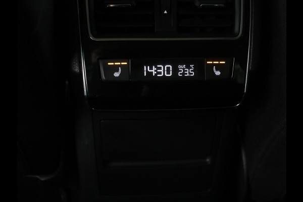 Škoda Superb 1.4 TSI iV Business Edition Plus | Panoramadak | Stoel & stuurverwarming | Adaptive cruise | Virtual Cockpit | Canton Sound | Memory | Carplay | Achterbankverwarming | Navigatie