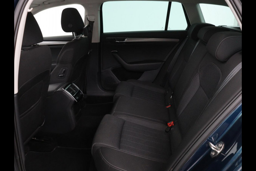 Škoda Superb 1.4 TSI iV Business Edition Plus | Panoramadak | Stoel & stuurverwarming | Adaptive cruise | Virtual Cockpit | Canton Sound | Memory | Carplay | Achterbankverwarming | Navigatie