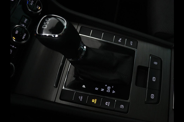 Škoda Superb 1.4 TSI iV Business Edition Plus | Panoramadak | Stoel & stuurverwarming | Adaptive cruise | Virtual Cockpit | Canton Sound | Memory | Carplay | Achterbankverwarming | Navigatie