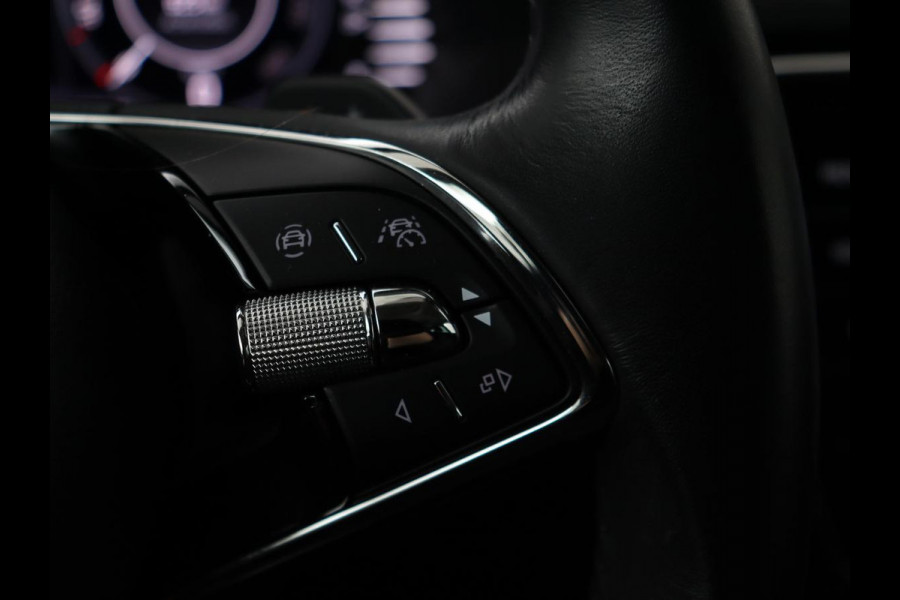 Škoda Superb 1.4 TSI iV Business Edition Plus | Panoramadak | Stoel & stuurverwarming | Adaptive cruise | Virtual Cockpit | Canton Sound | Memory | Carplay | Achterbankverwarming | Navigatie