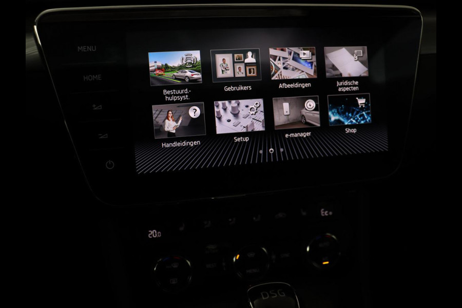 Škoda Superb 1.4 TSI iV Business Edition Plus | Panoramadak | Stoel & stuurverwarming | Adaptive cruise | Virtual Cockpit | Canton Sound | Memory | Carplay | Achterbankverwarming | Navigatie