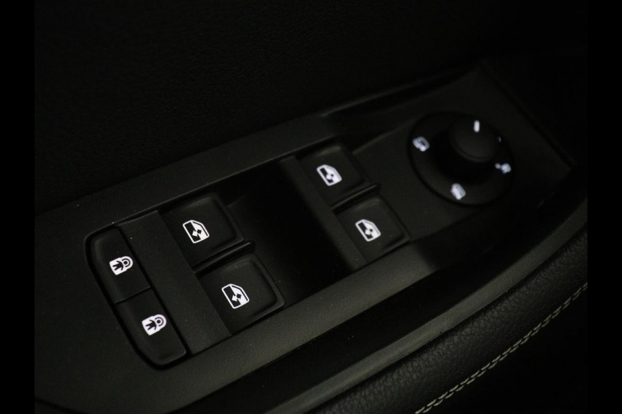 Škoda Superb 1.4 TSI iV Business Edition Plus | Panoramadak | Stoel & stuurverwarming | Adaptive cruise | Virtual Cockpit | Canton Sound | Memory | Carplay | Achterbankverwarming | Navigatie