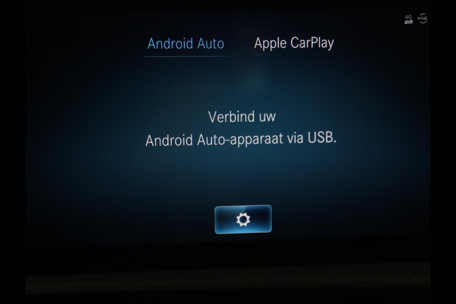 Mercedes-Benz A-Klasse 180 AMG | Panoramadak | Stoelverwarming | Carplay | Widescreen | Leder/Alcanatara | Navigatie | Full LED | Park Assist