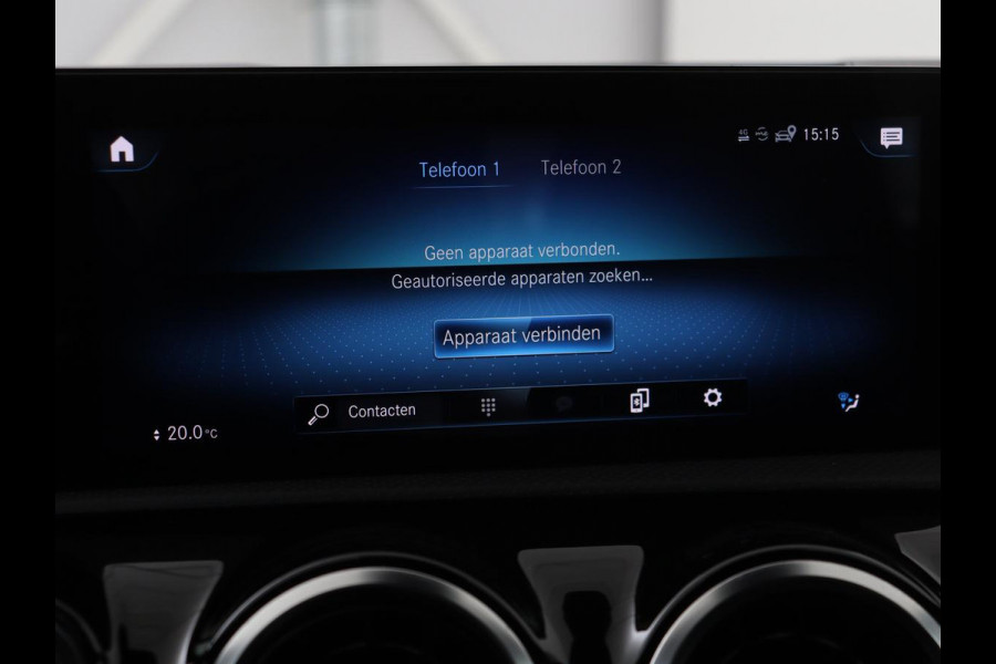 Mercedes-Benz A-Klasse 180 AMG | Panoramadak | Stoelverwarming | Carplay | Widescreen | Leder/Alcanatara | Navigatie | Full LED | Park Assist