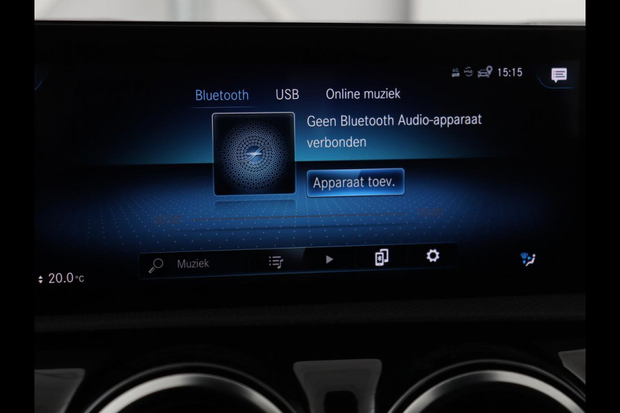 Mercedes-Benz A-Klasse 180 AMG | Panoramadak | Stoelverwarming | Carplay | Widescreen | Leder/Alcanatara | Navigatie | Full LED | Park Assist