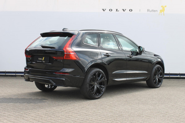 Volvo XC60 T6 350PK Automaat AWD Plug-In Plus Black Edition Panoramisch schuif-kanteldak / Bowers & Wilkins Audio / 21" lichtmetalen velgen / Head-Up Display / 360graden camera