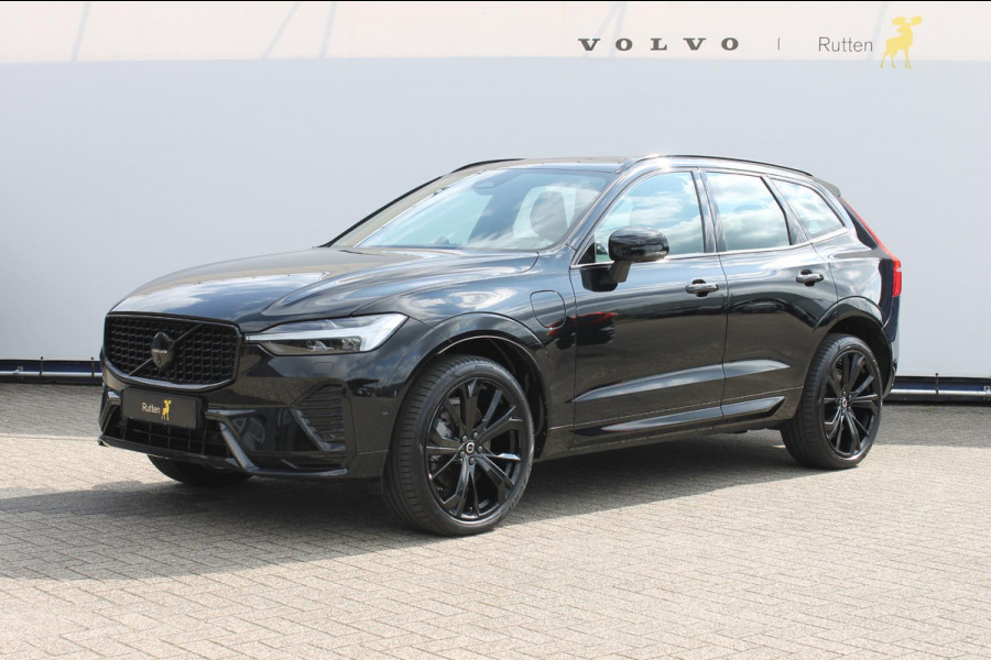 Volvo XC60 T6 350PK Automaat AWD Plug-In Plus Black Edition Panoramisch schuif-kanteldak / Bowers & Wilkins Audio / 21" lichtmetalen velgen / Head-Up Display / 360graden camera