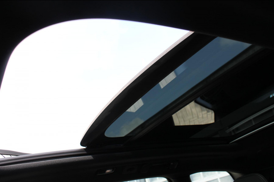 Volvo XC60 T6 350PK Automaat AWD Plug-In Plus Black Edition Panoramisch schuif-kanteldak / Bowers & Wilkins Audio / 21" lichtmetalen velgen / Head-Up Display / 360graden camera