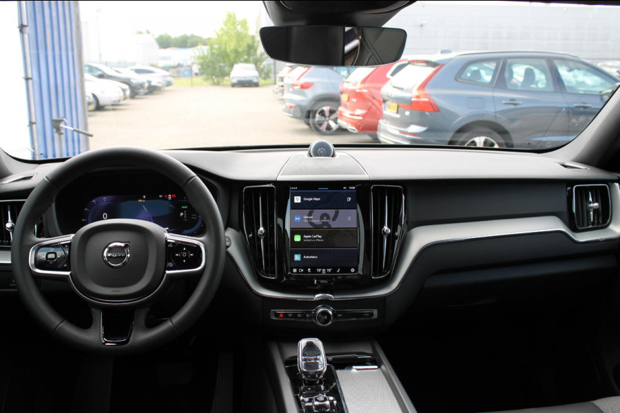 Volvo XC60 T6 350PK Automaat AWD Plug-In Plus Black Edition Panoramisch schuif-kanteldak / Bowers & Wilkins Audio / 21" lichtmetalen velgen / Head-Up Display / 360graden camera