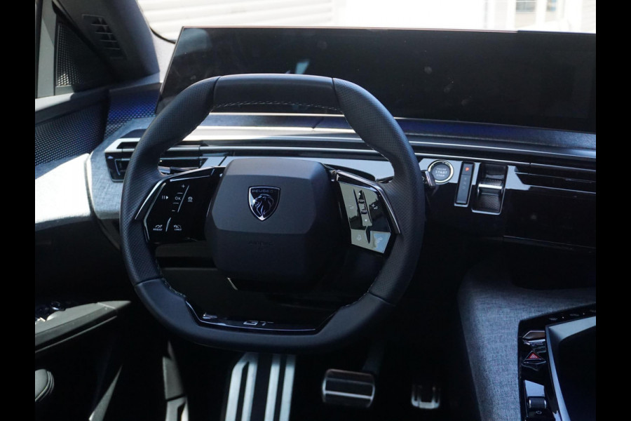 Peugeot E-5008 GT Avantage 73 kWh | Panoramadak | Leder interieur