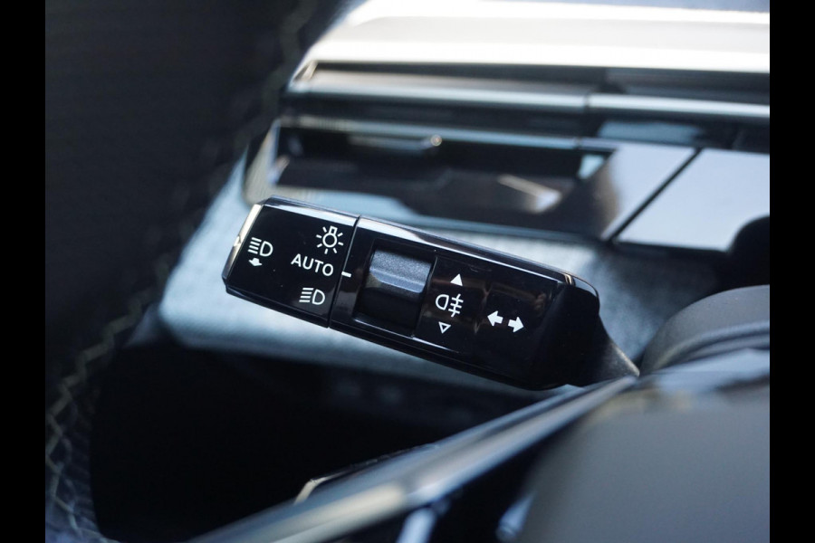 Peugeot E-5008 GT Avantage 73 kWh | Panoramadak | Leder interieur