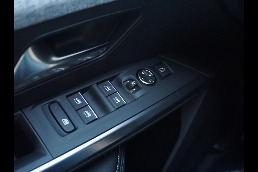 Peugeot E-5008 GT Avantage 73 kWh | Panoramadak | Leder interieur