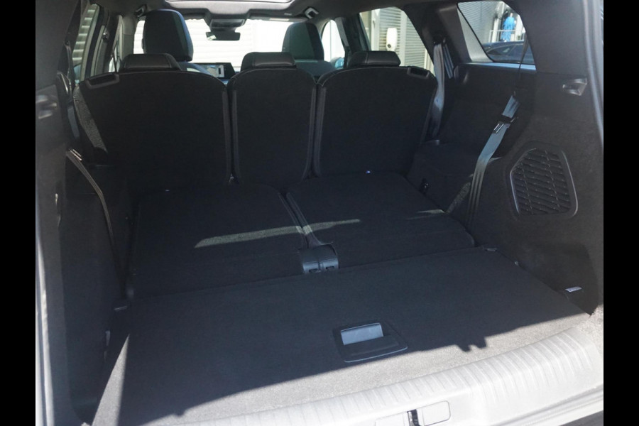 Peugeot E-5008 GT Avantage 73 kWh | Panoramadak | Leder interieur